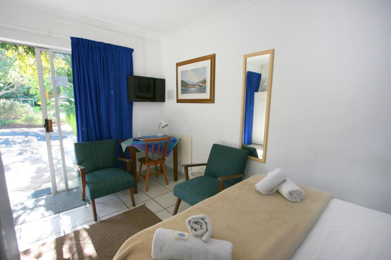 Clouds Guest House ダーバンヴィル エクステリア 写真